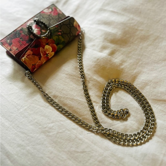 Authentic GG Supreme Monogram Blooms Super Mini Dionysus Bag  Multicolor - Picture 8 of 9